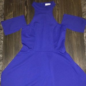 Shoulder cutout dress